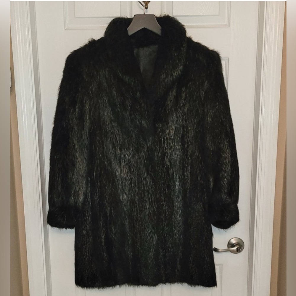 Fur Coat - Beautiful Genuine Vintage Black 3/4 Length Nutria Fur Coat Size S/M